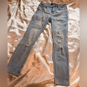 Women's Skinny Jeans in Light Denim Blue